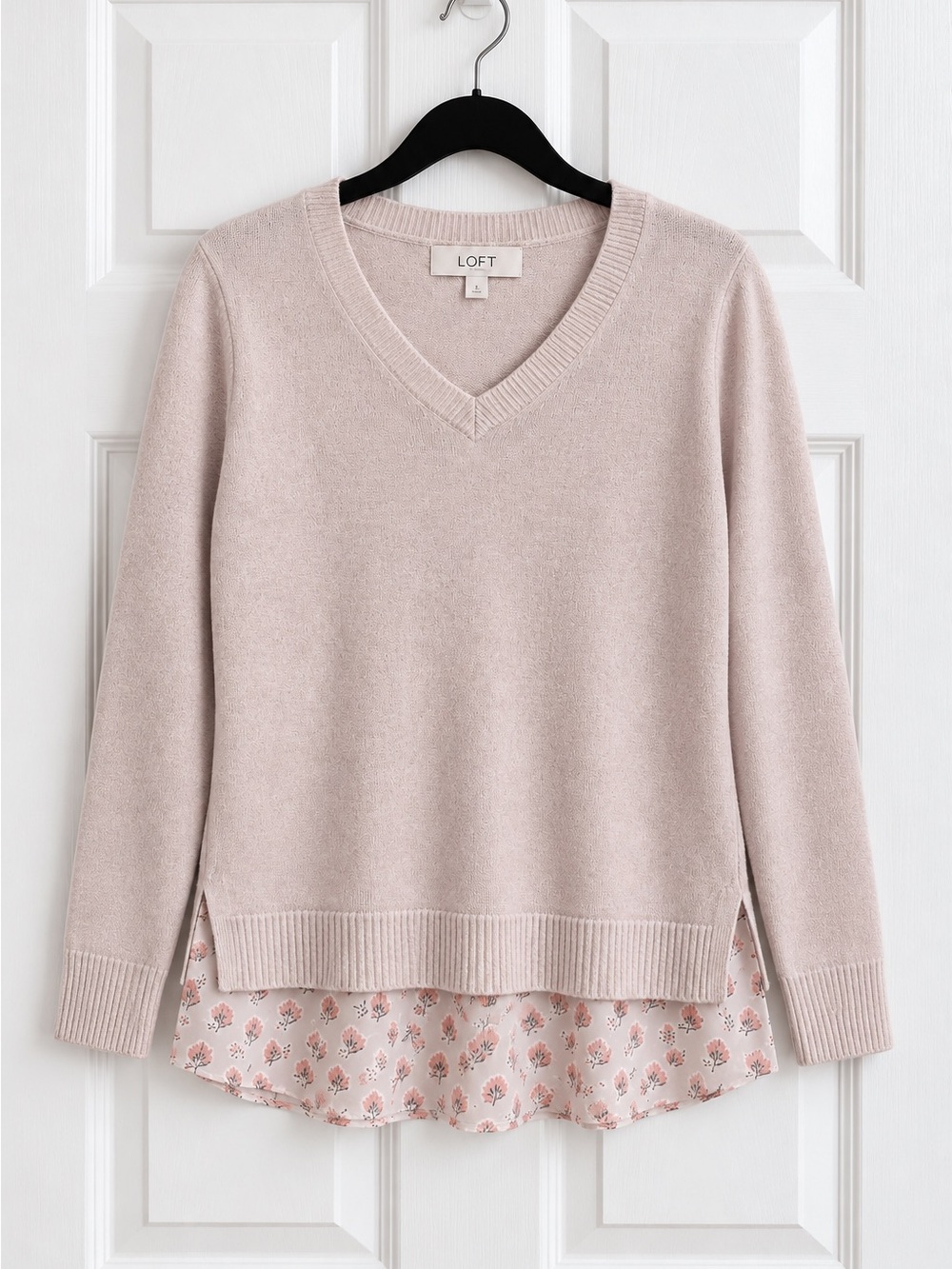LOFT Women’s M Blush Pink Merino Wool Blend V-Neck Shirttail Sweater